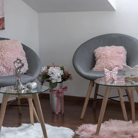 Mango & Tango Oldtown *