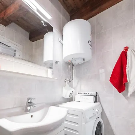 Mango & Tango Oldtown *