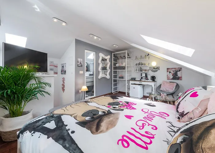 Mango & Tango Oldtown *