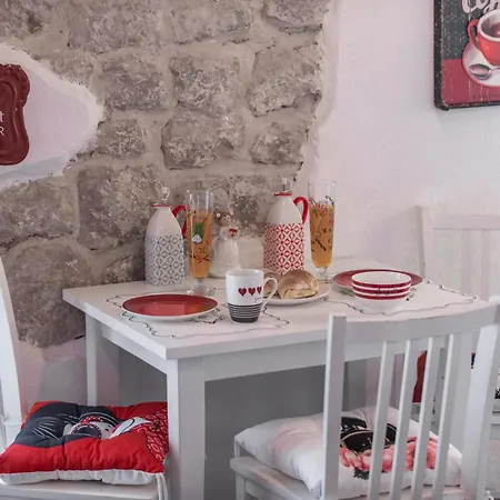 Mango & Tango Oldtown